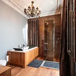 Loft 아파트 *