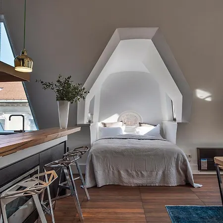 Loft *