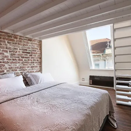 Loft *